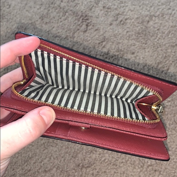 Kate Spade Small Wallet - Picture 5 of 5